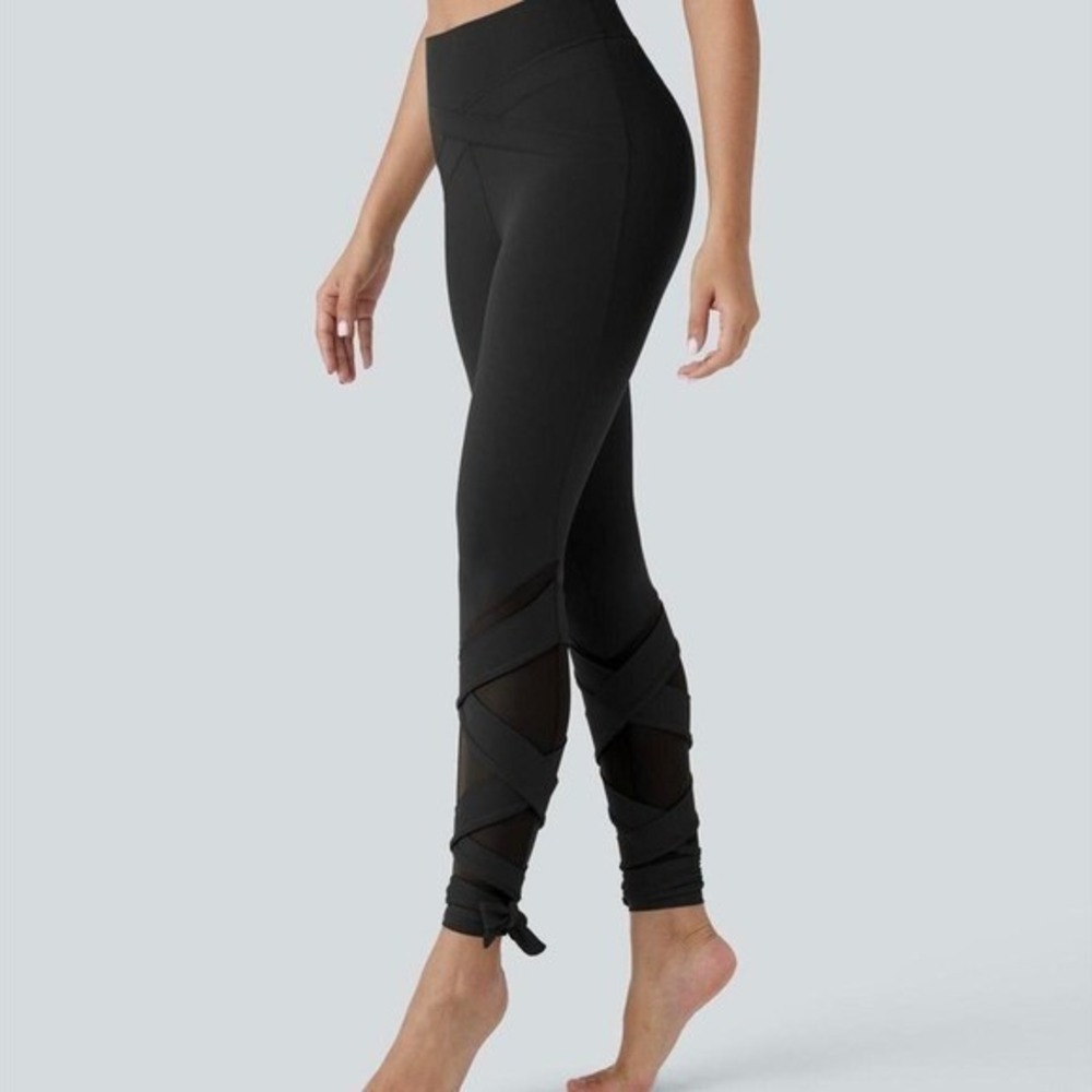 Softly Zero black leggings with mesh detailing and ties Size XL